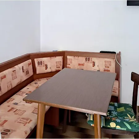 Apartament Cozy In With Wifi